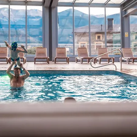 Resort Cerdanya Ecoresort 3*